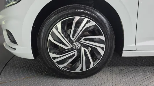 Volkswagen 7 1.4 TSI 2021 5