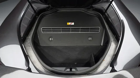BMW i8 2019 17