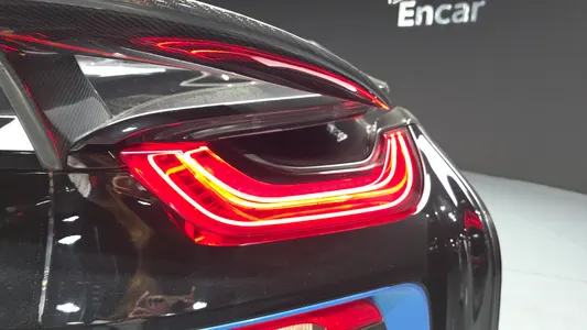 BMW i8 2019 23