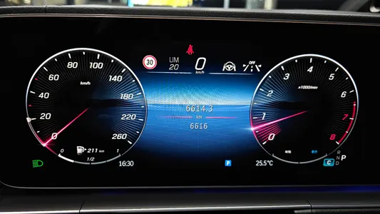 Mercedes-Benz GLE-Class W167 GLE350 4MATIC 2025 8