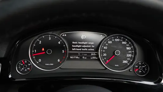 Volkswagen 투아렉 V6 3.0 TDI 2015 8