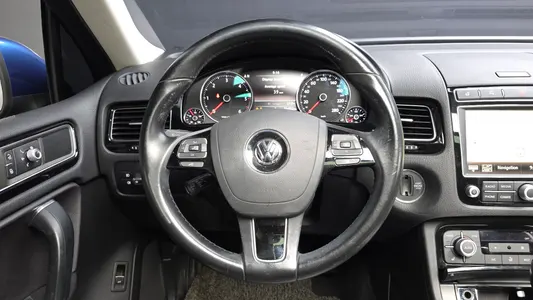 Volkswagen 투아렉 V6 3.0 TDI 2015 13