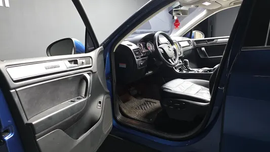 Volkswagen 투아렉 V6 3.0 TDI 2015 10