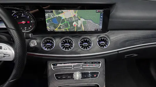 Mercedes-Benz E-Class W213 E220d 2019 14