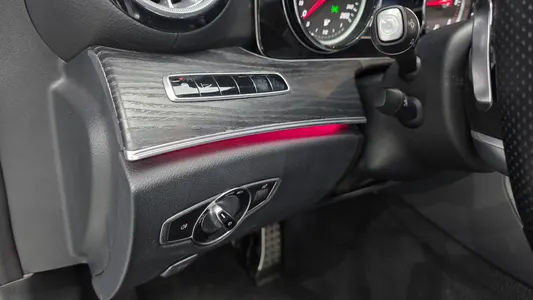 Mercedes-Benz E-Class W213 E220d 2019 18