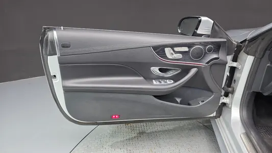 Mercedes-Benz E-Class W213 E220d 2019 24