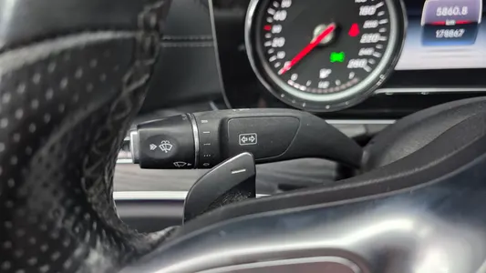 Mercedes-Benz E-Class W213 E220d 2019 27