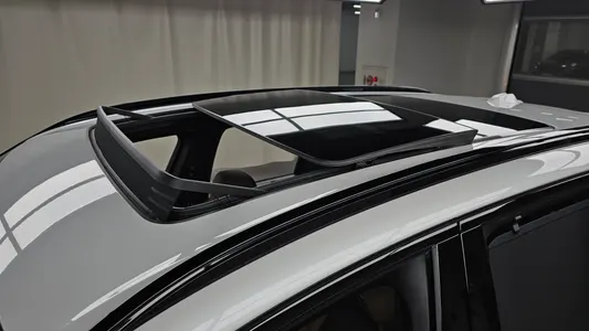 BMW X5M (G05) 4.4 2025 27