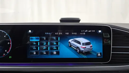 Mercedes-Benz GLS-Class X167 GLS400d 4MATIC 2022 16