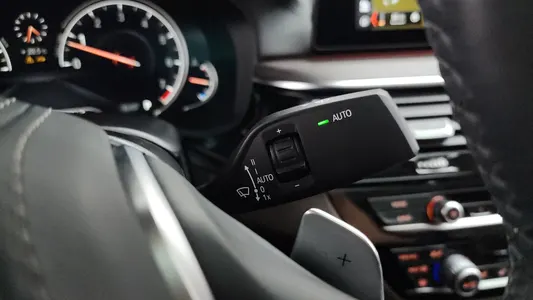 BMW 5 Series (G30) 530i xDrive 2018 29