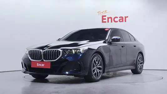 BMW 5 Series (G60) 523d M 2025