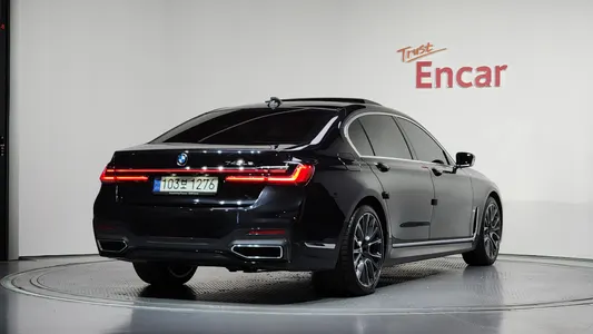 BMW 7 Series (G11) 745Le i M 2020