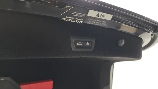 BMW 7 Series (G11) 745Le i M 2020 27