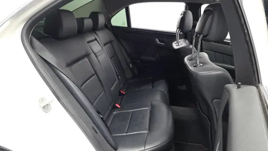 Mercedes-Benz E-Class W212 E220 CDI 2012 11