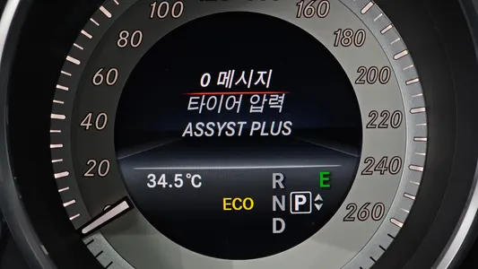 Mercedes-Benz CLS-Class W218 CLS250 d 4MATIC 2015 16
