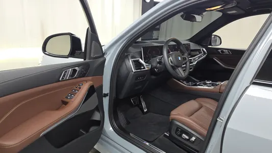 BMW X5 (G05) xDrive 40i M 2025 10