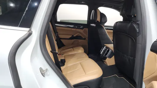 Porsche 카이엔 3.0 2014 11