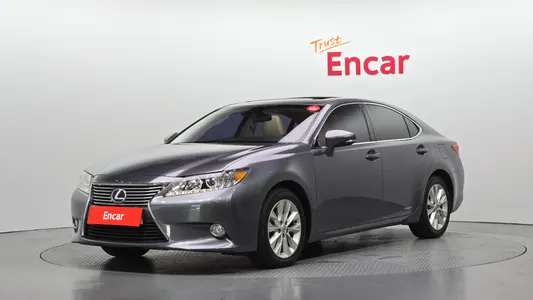 Lexus ES300h 2013