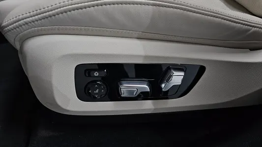 BMW X5 (G05) xDrive 30d M 2025 31