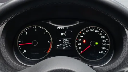Volkswagen 폴로 1.6 TDI R-Line 2013 8