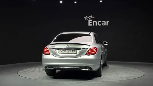 Mercedes-Benz C-Class W205 C220 d 2018 4