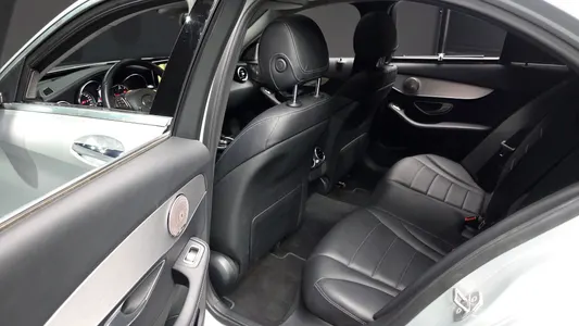 Mercedes-Benz C-Class W205 C220 d 2018 12