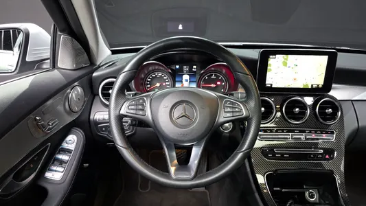 Mercedes-Benz C-Class W205 C220 d 2018 13