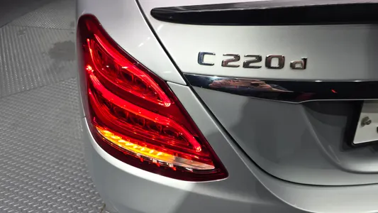 Mercedes-Benz C-Class W205 C220 d 2018 23