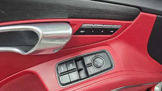 Porsche 911 GTS 2018 16