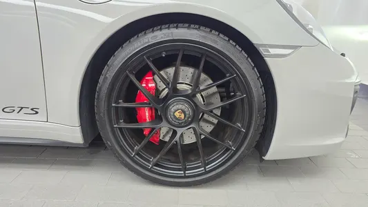 Porsche 911 GTS 2018 21