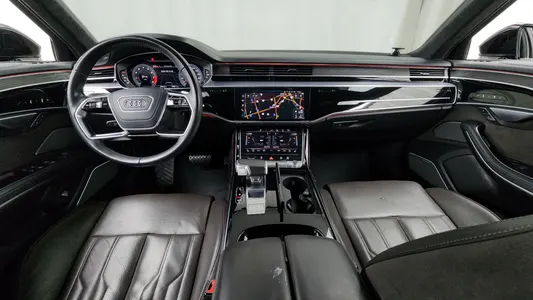Audi A8 (D5) 60 TFSI LWB 2021 7