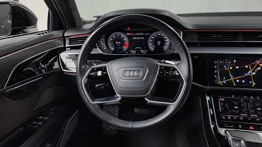 Audi A8 (D5) 60 TFSI LWB 2021 13