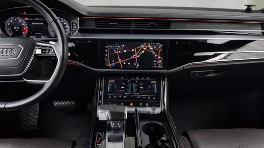 Audi A8 (D5) 60 TFSI LWB 2021 14
