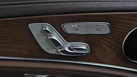 Mercedes-Benz E-Class W213 E220d 2019 18