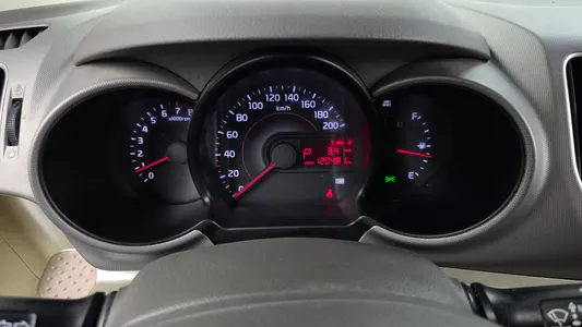 Kia Ray 2012 8