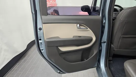 Kia Ray 2012 25