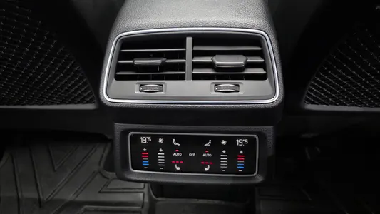 Audi e- 55 2022 29