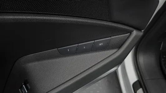 Audi e- 55 2022 30