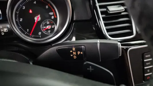 Mercedes-Benz GLE-Class W166 GLE350 d 4MATIC 2017 9