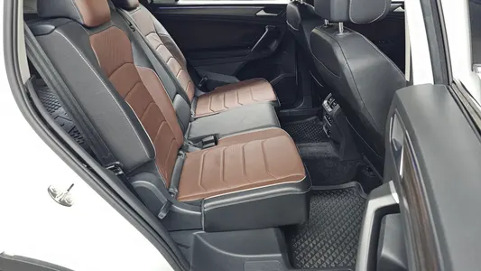 Volkswagen 티구안 올스페이스 2.0 TSI 2024 12
