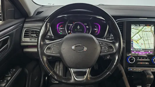 Renault Korea SM6 2.0 LPe LE () 2017 13