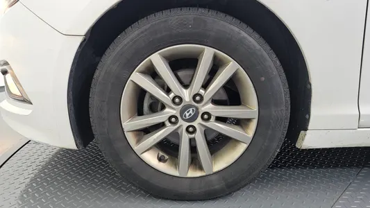 Hyundai LF LPI 2014 5
