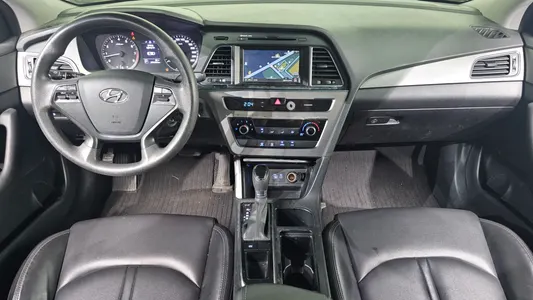 Hyundai LF LPI 2014 7