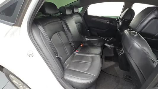 Hyundai LF LPI 2014 11
