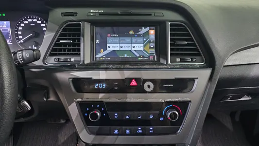 Hyundai LF LPI 2014 14