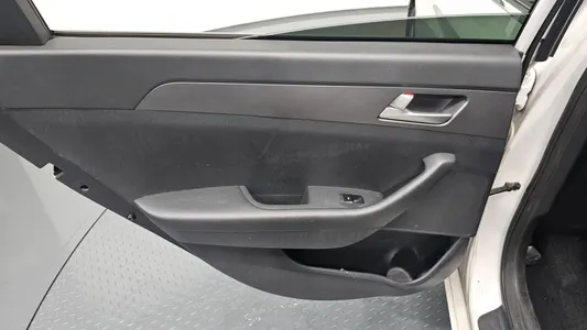 Hyundai LF LPI 2014 25