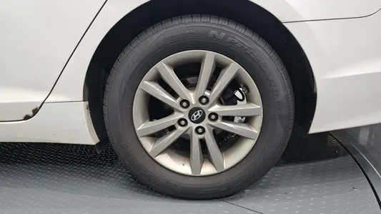 Hyundai LF LPI 2014 21