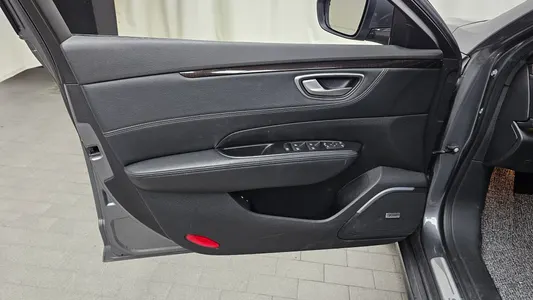 Renault Korea SM6 2.0 LPe RE () 2017 24