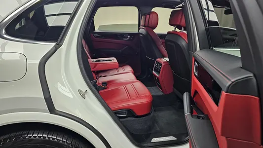 Porsche (PO536) 3.0 2020 11