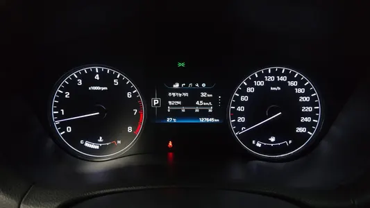 Hyundai DH G330 AWD 2014 8